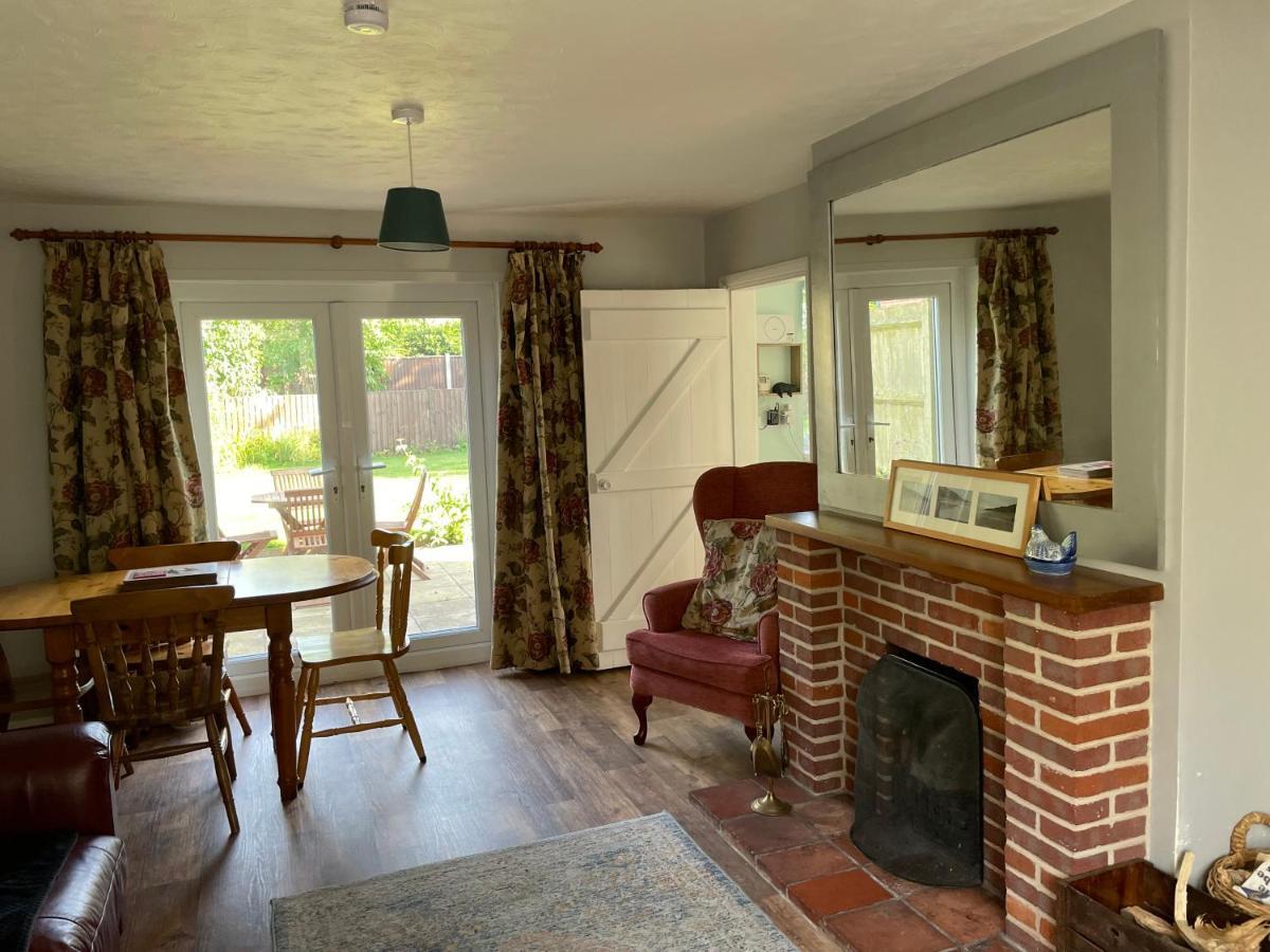 Betty's - Traditional Norfolk Farm * Swafield